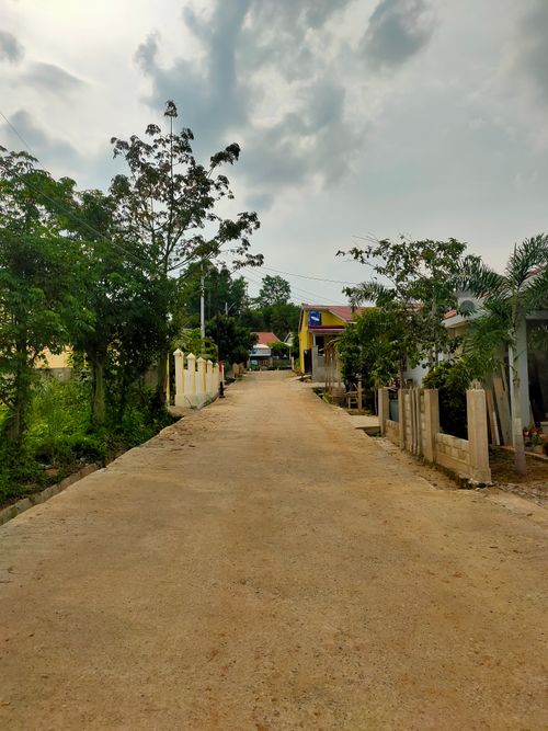 foto posisi tengah perumahan PERUMAHAN BUKIT GRIYA LAING II