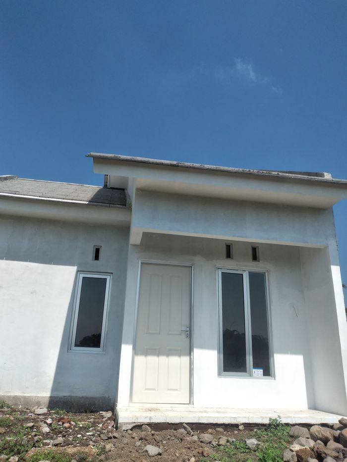 foto tampak rumah tipe 36 perumahan PERUM PURI AMARTHA 2