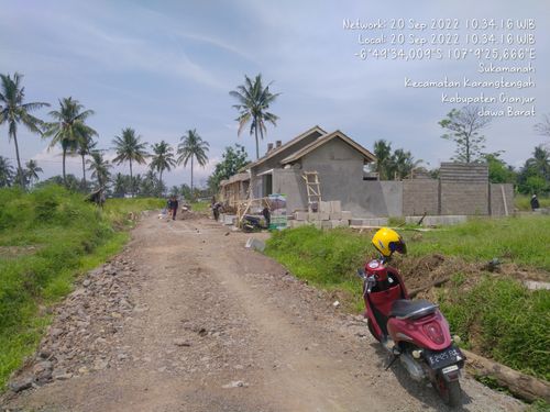 foto posisi tengah perumahan SELAAWI REGENCY