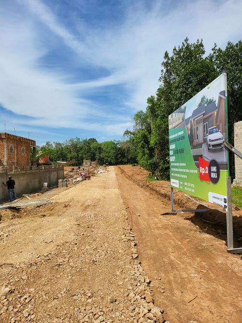 foto gerbang perumahan Harmoni Palm View