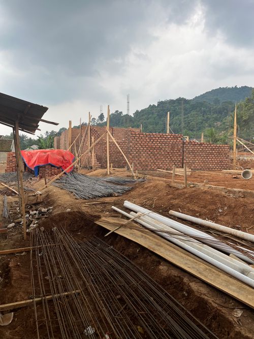 foto posisi tengah perumahan GRIYA DAFISTA 4