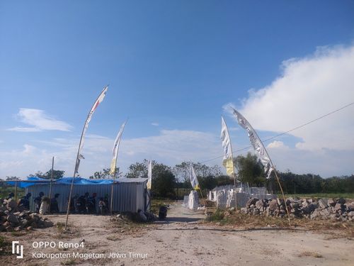 foto gerbang perumahan Pusaka Arraya