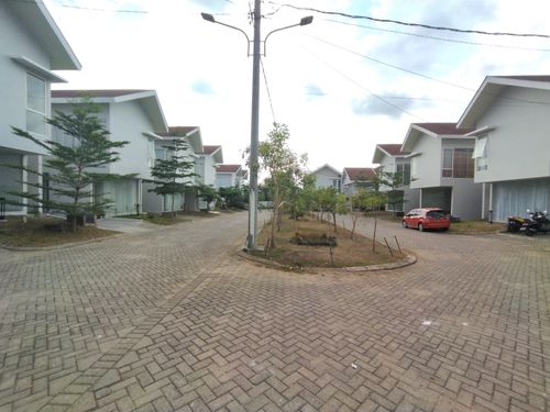 foto posisi tengah perumahan BALI REGENCY