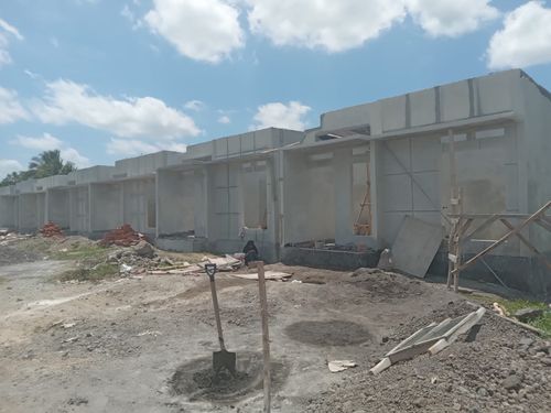 foto posisi tengah perumahan MAHAKARYA RESIDENCE