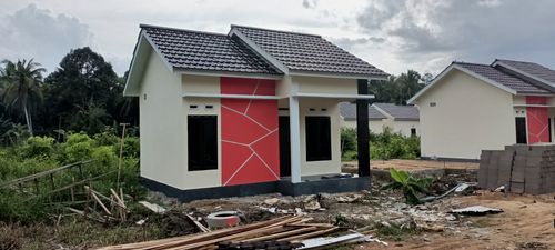 foto contoh rumah perumahan ROYAL SUTRA VILLAGE 2