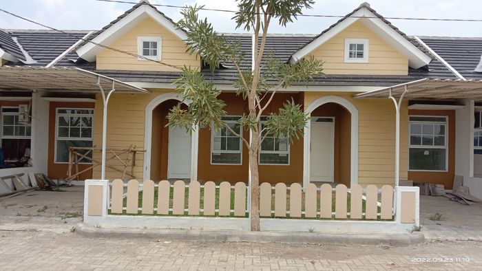 foto tampak rumah tipe The Boulevard 30/66 perumahan Citra Swarna Riverside