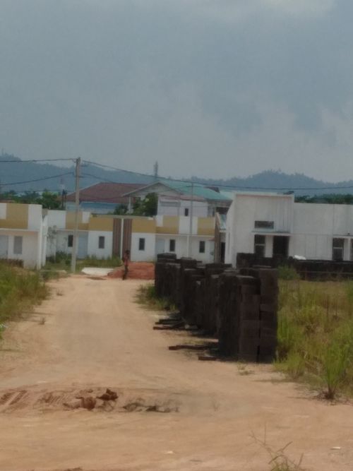 foto contoh rumah perumahan PERUMAHAN CENTRAL RAYA TANJUNG UNCANG