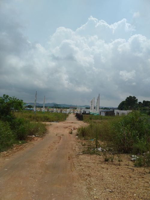 foto posisi tengah perumahan PERUMAHAN CENTRAL RAYA TANJUNG UNCANG