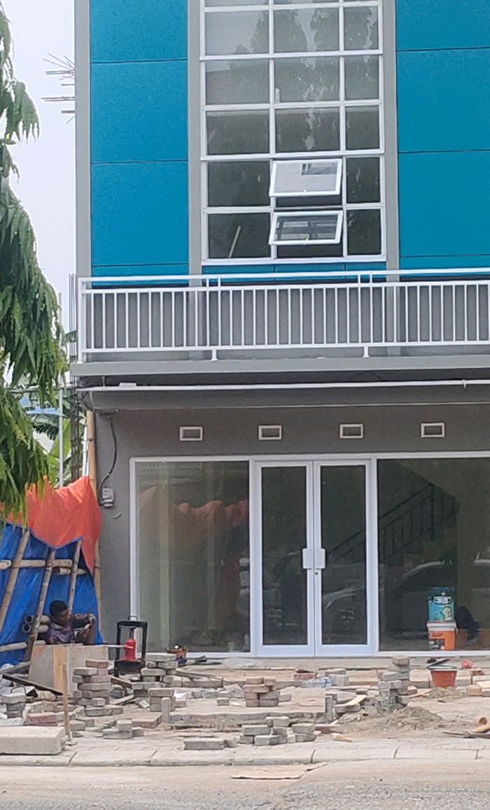 foto tampak rumah tipe TOWNHOUSE H 7 NO 31 perumahan Daan Mogot Arcadia