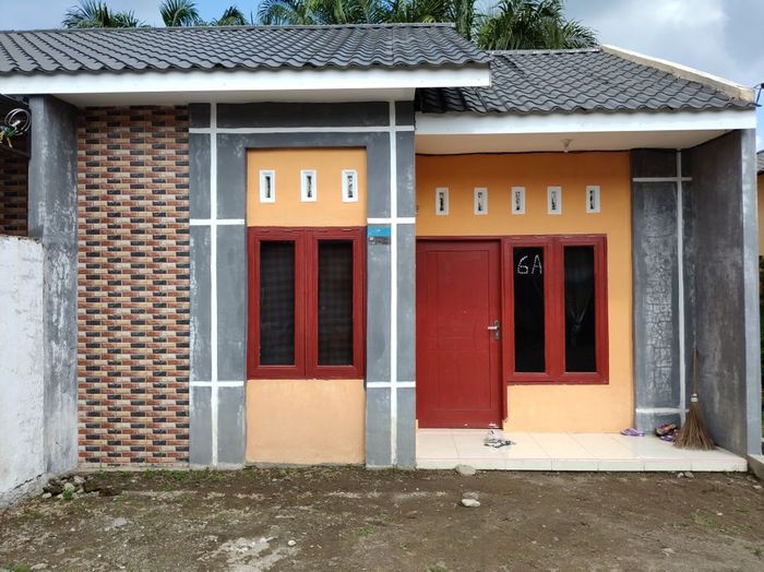 foto tampak rumah tipe 36 perumahan TAMAN SERASI RESIDENCE