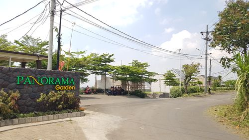 foto gerbang perumahan PERUMAHAN PANORAMA GARDEN