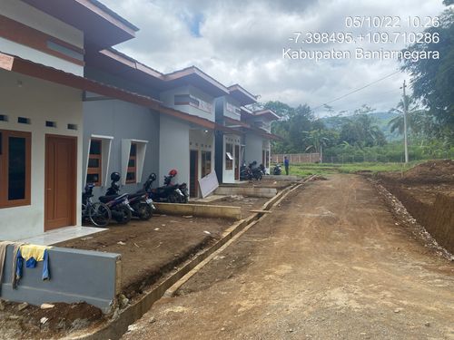 foto posisi tengah perumahan Harum Praya Regency