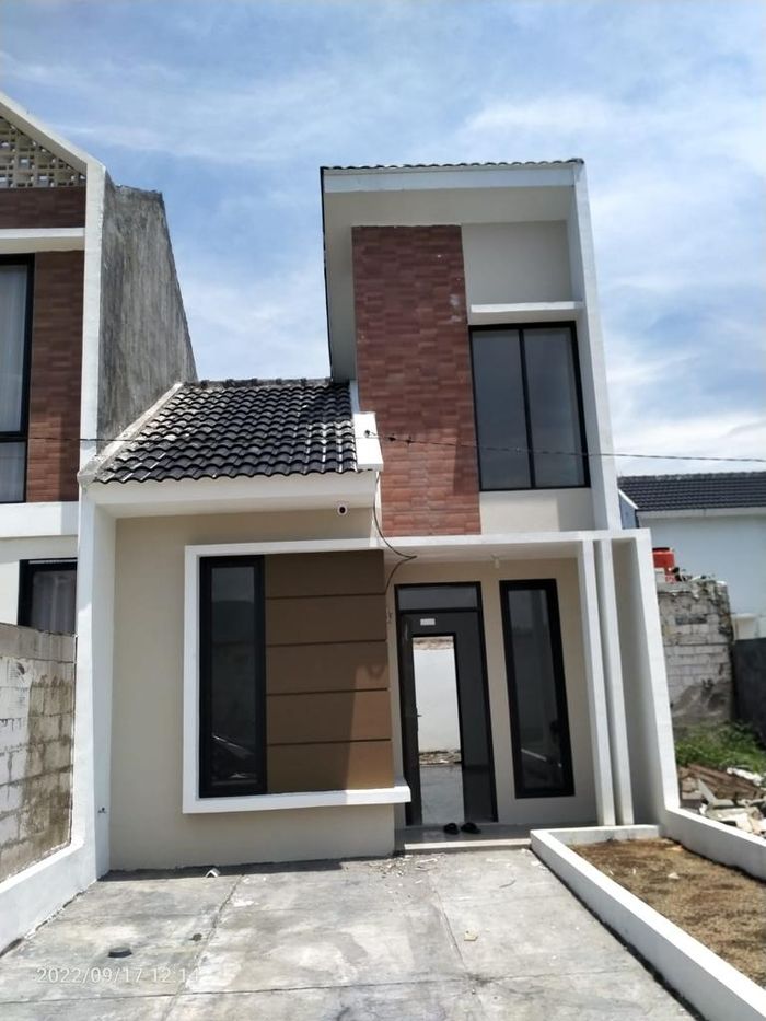 foto tampak rumah tipe 36 Landed (373) perumahan Griya Pataruman Asri 3