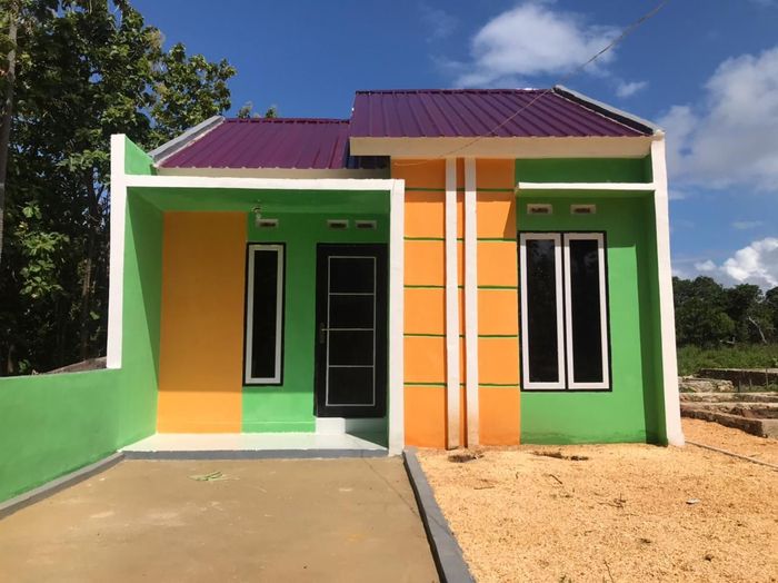 foto tampak rumah tipe 36/105 perumahan BUMI POLEANG RESIDENCE
