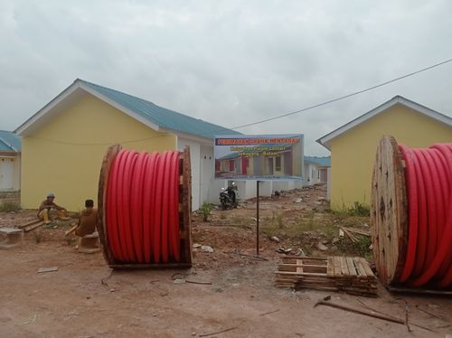 foto gerbang perumahan Komplek Perumahan Graha Mentarau