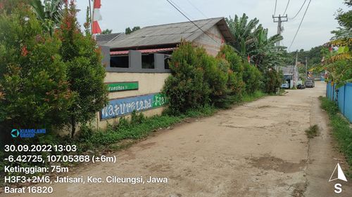 foto gerbang perumahan Natureland Kiano1