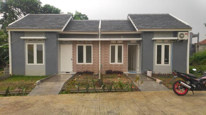 foto tampak rumah tipe 30/60 perumahan Duta Permata Residence