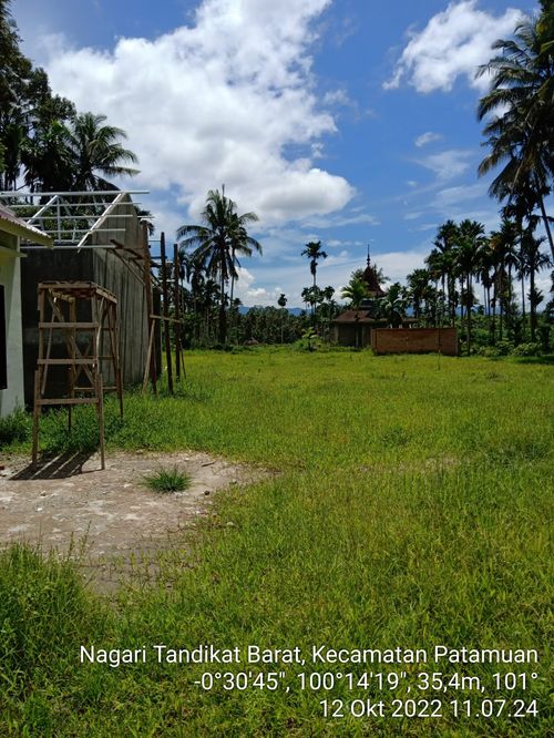 foto posisi tengah perumahan Kampung Parit Permai