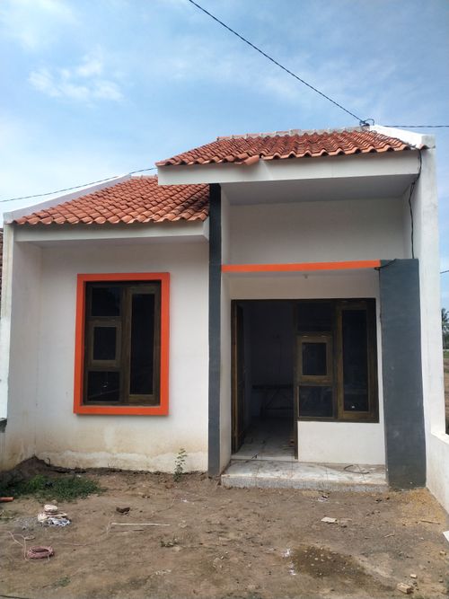 foto contoh rumah perumahan PERUMAHAN ROYALE PESANGGRAHAN REGENCY