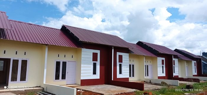 foto tampak rumah tipe 32 perumahan RISKITA RESIDENCE