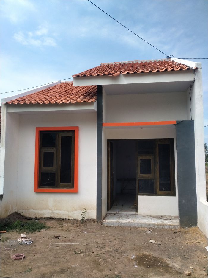 foto tampak rumah tipe 35/60 perumahan PERUMAHAN ROYALE PESANGGRAHAN REGENCY
