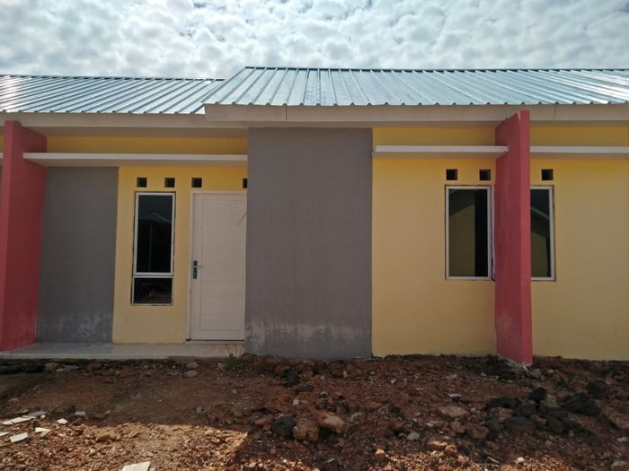 foto tampak rumah tipe 30/66 perumahan Komplek Perumahan Graha Mentarau