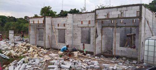 foto gerbang perumahan GRAHA AMELIA NANGGELA