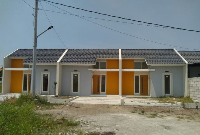 foto tampak rumah tipe 30/70 perumahan Patra Raya