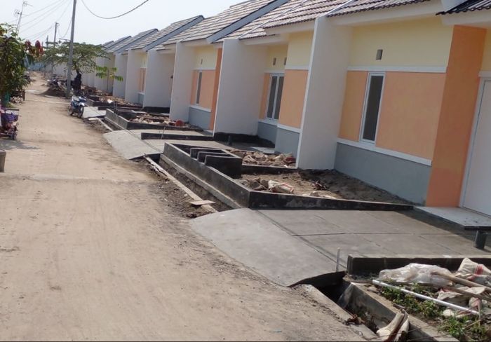 foto tampak rumah tipe 28/60 perumahan Banten Metropolis Residence (2)