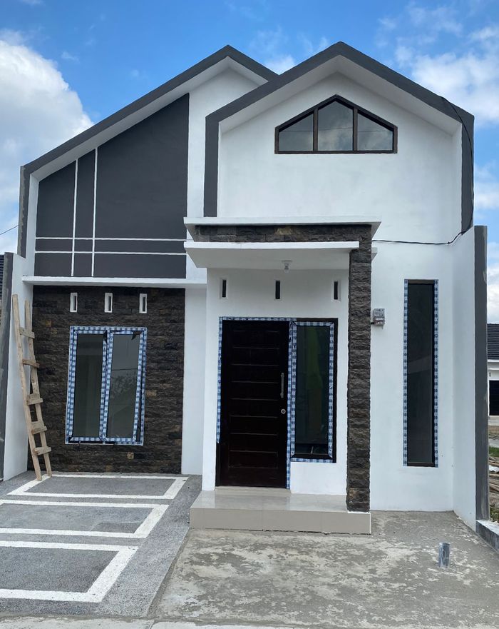 foto tampak rumah tipe 40 perumahan BMW GRIYA ASAN