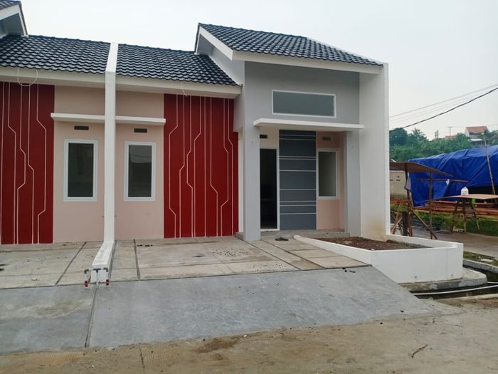 foto tampak rumah tipe 38/60 D1 perumahan GRAND PANGHEGAR RESIDENCE
