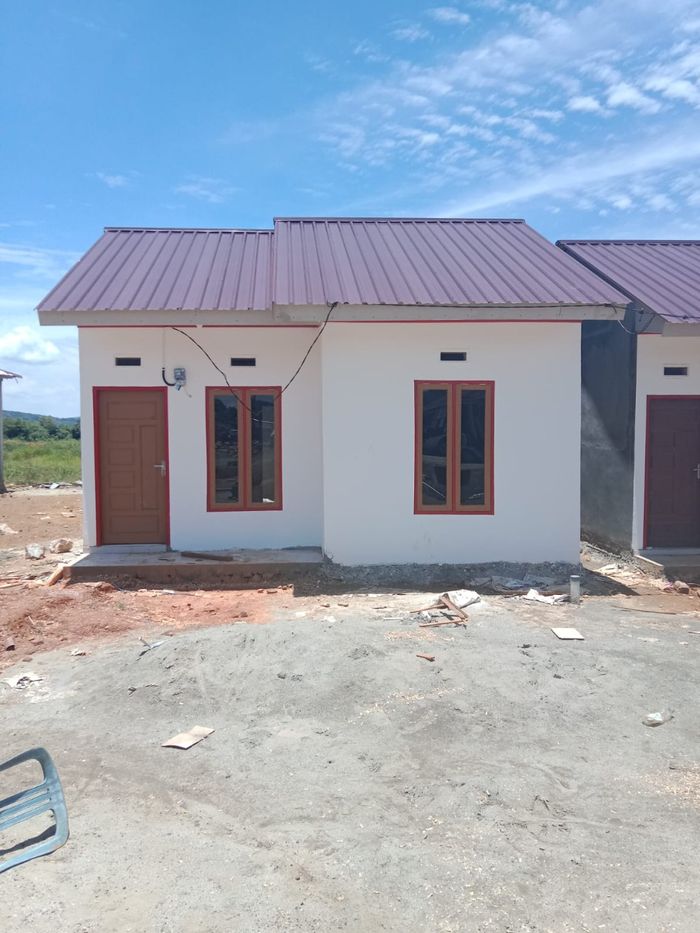 foto tampak rumah tipe 36 perumahan NINDA KENZU MALILI