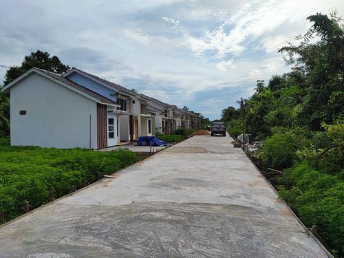 foto gerbang perumahan THE GOLDEN STONE 2
