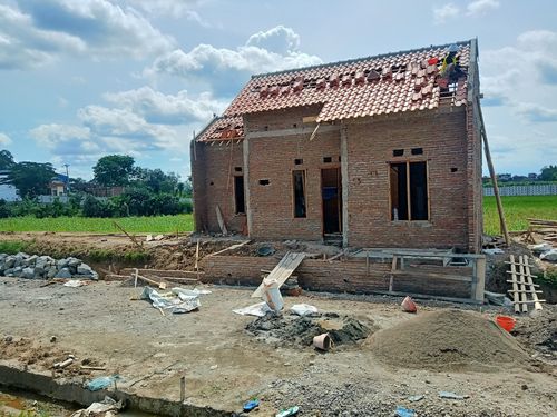 foto contoh rumah perumahan PURI KAHURIPAN GENENG
