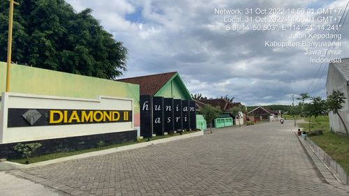 foto gerbang perumahan DIAMOND 2