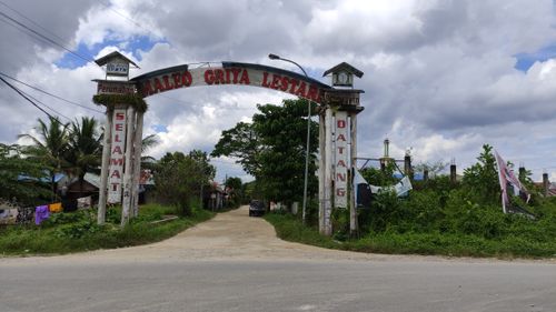 foto gerbang perumahan MALEO GRIYA LESTARI