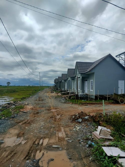 foto posisi tengah perumahan MAHLIGAI PERMAI TAHAP 2