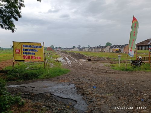 foto gerbang perumahan Griya Bhina Karya Tempel 2
