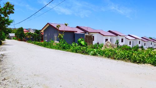 foto gerbang perumahan PERUMAHAN LOPO INDAH PERMAI BELLO BLOK CEMPAKA