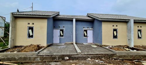 foto contoh rumah perumahan HOME BEKONANG