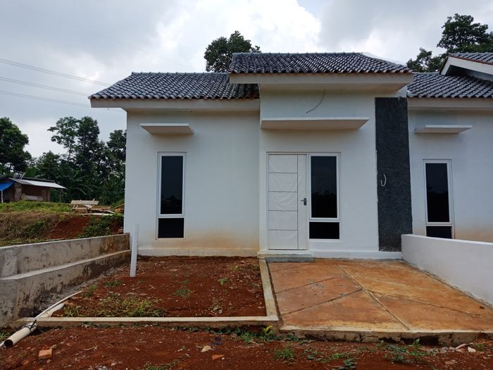 foto tampak rumah tipe 30/66 perumahan Perumahan Gintung Pesona Asri