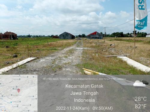 foto gerbang perumahan Graha Asri Trosemi