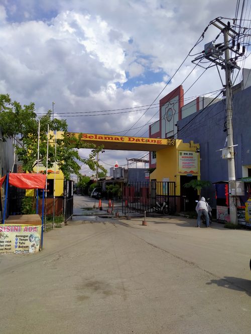 foto gerbang perumahan BUMI SENTOSA ASRI