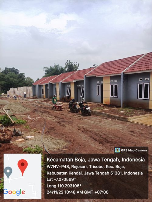foto posisi tengah perumahan PERUMAHAN CITRA MUTIARA DE TRISOBO