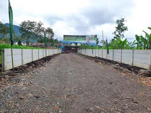 foto gerbang perumahan Cemara Pandan Indah