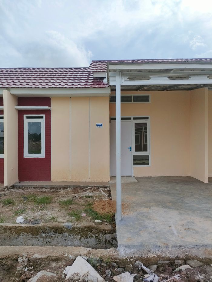 foto tampak rumah tipe 28/60 perumahan KLARI REGENCY 2