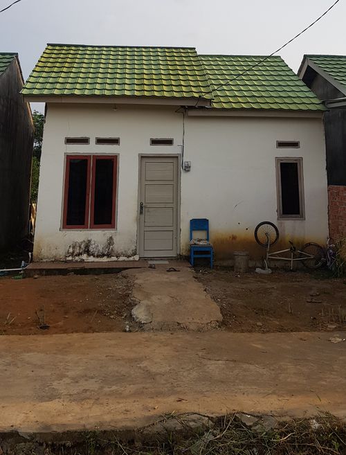 foto contoh rumah perumahan GRIYA BUMI LESTARI BLOK C