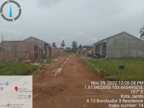 foto posisi tengah perumahan Legian Residence