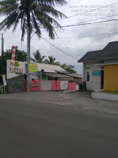 foto gerbang perumahan KAHISA REGENCY 2