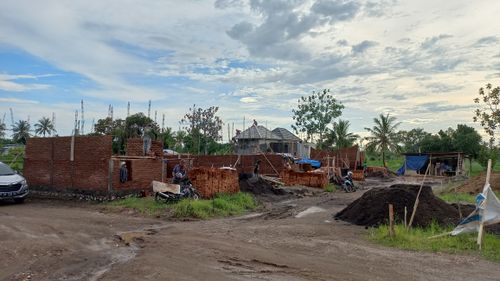 foto posisi tengah perumahan Meta Pesona